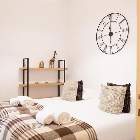 With Terrace By Lovelystay * Lisbon