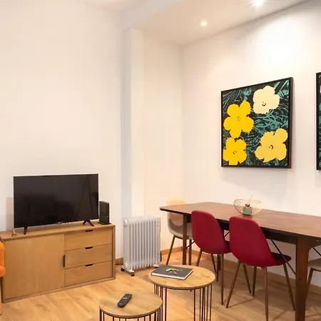 With Terrace By Lovelystay Apartamento Lisboa